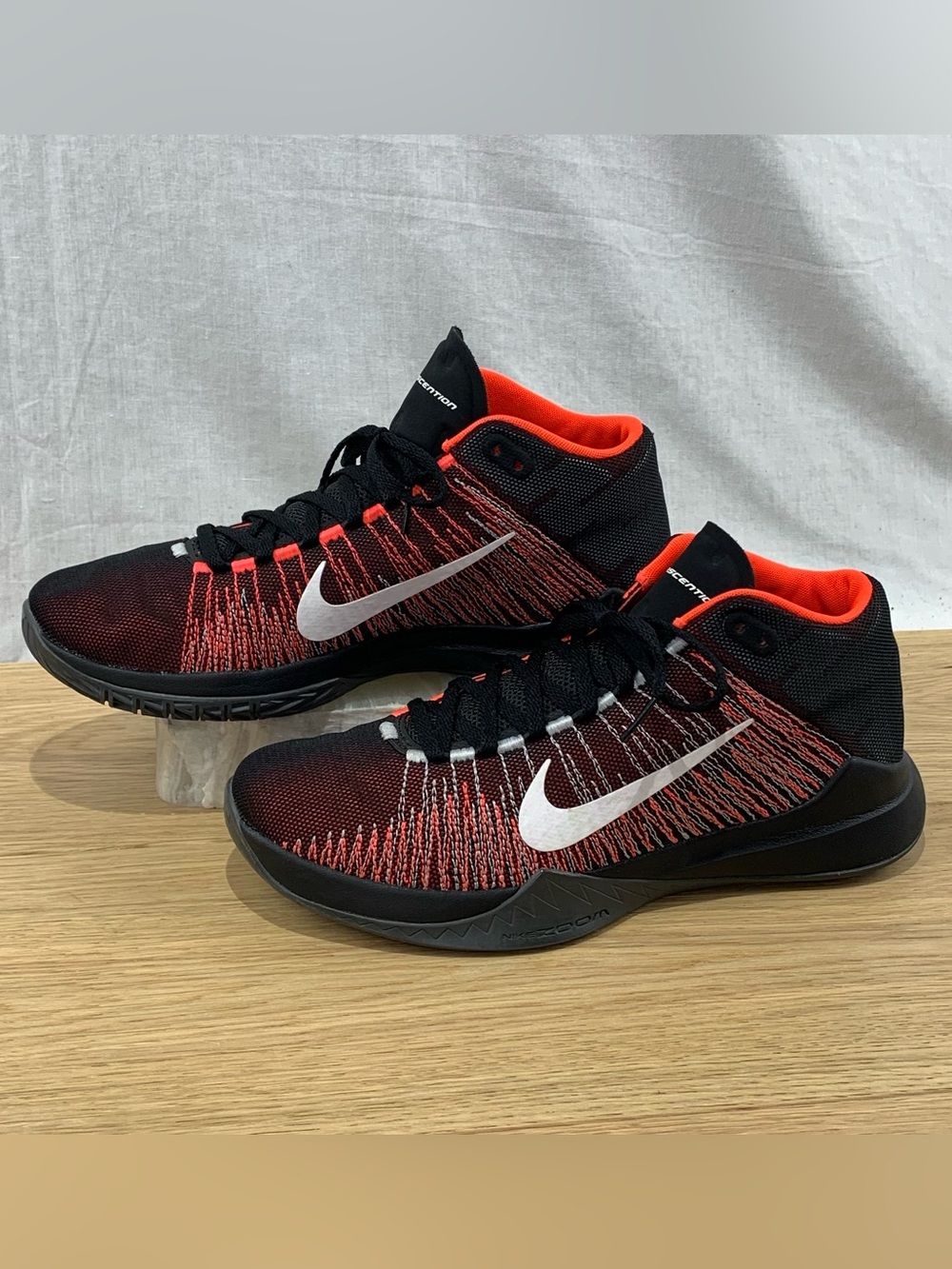 Nike Zoom Ascention Men's Size 8 Black Red Basketball Shoes